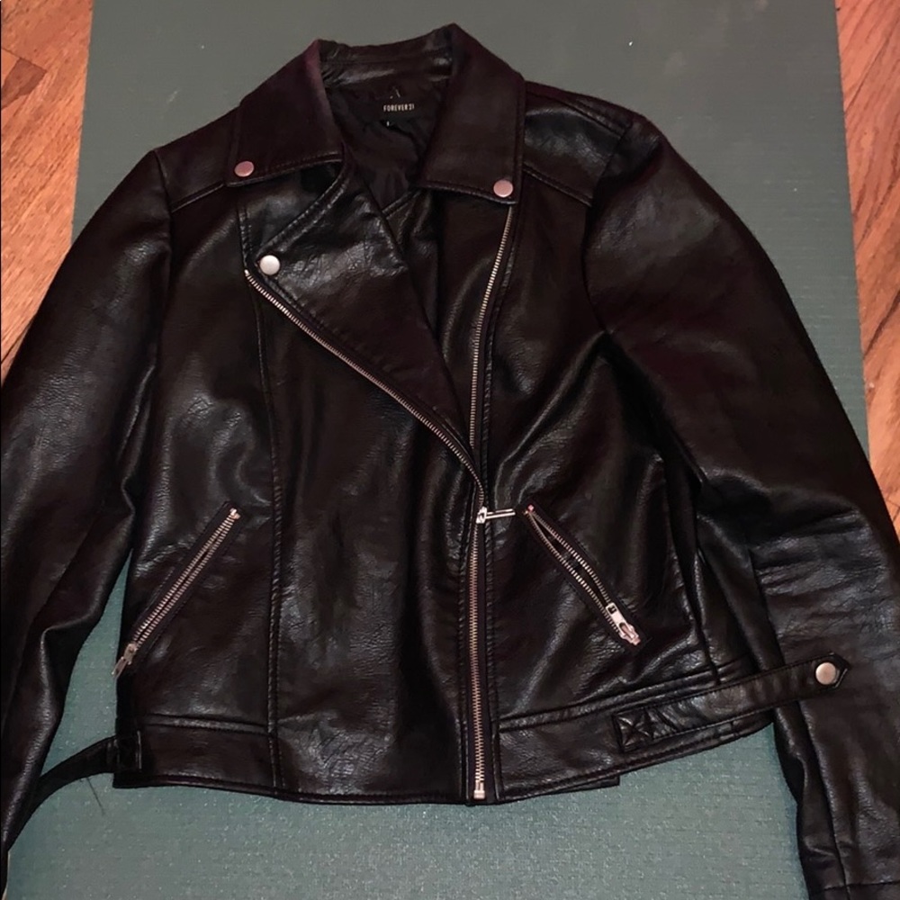 Slightly Cropped Thick Black Leather Jacket